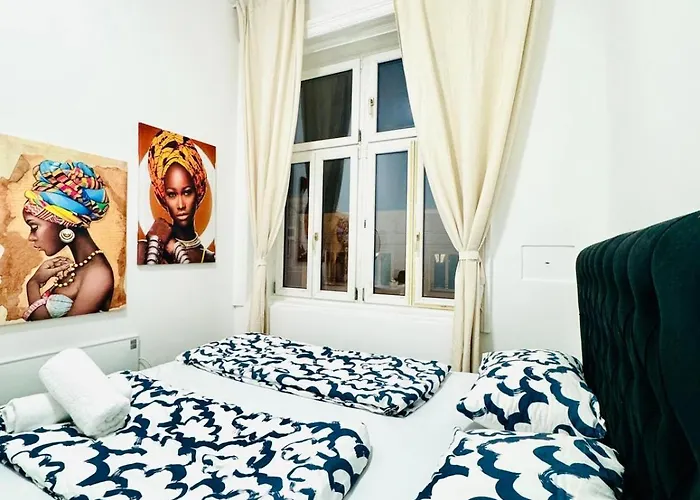 Spacious 5br Living Near Atzgersdorf Station * Відень